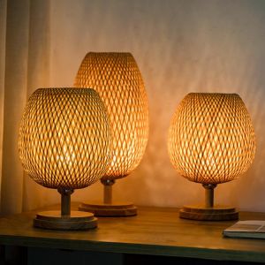 Vintage Bamboo Table Lamps Chinese Style Handmade Wooden Desk Lamp for Living Room Bedroom Decoration Creative E27 Beside Lamp