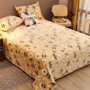                                                                                                          Home Landing Bedding, Sheets & Pillows Velvet Bed Sheet Cartoon Bear Thickened Winter Warm Blanket Version Bed Cover Queen King Bedspread Home Decor Coverlid 1.8/2m